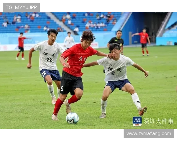 最近足球明星比赛表现排名分析与前景展望 最近足球明星比赛表现排名分析与前景展望