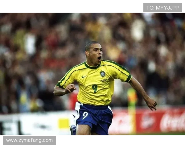 足球明星在德国的影响力与社会地位探讨